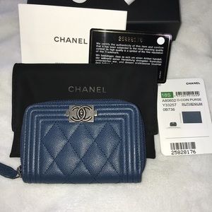 *SOLD*Chanel boy zip around.